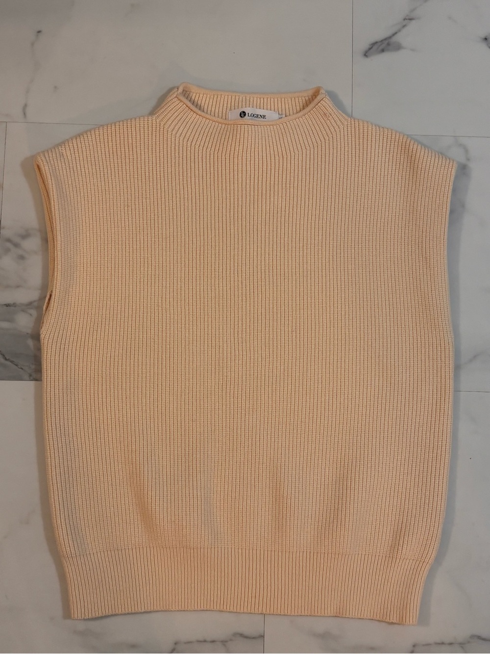 🤎LOGENE🤎 Cream Sleeveless Sweater